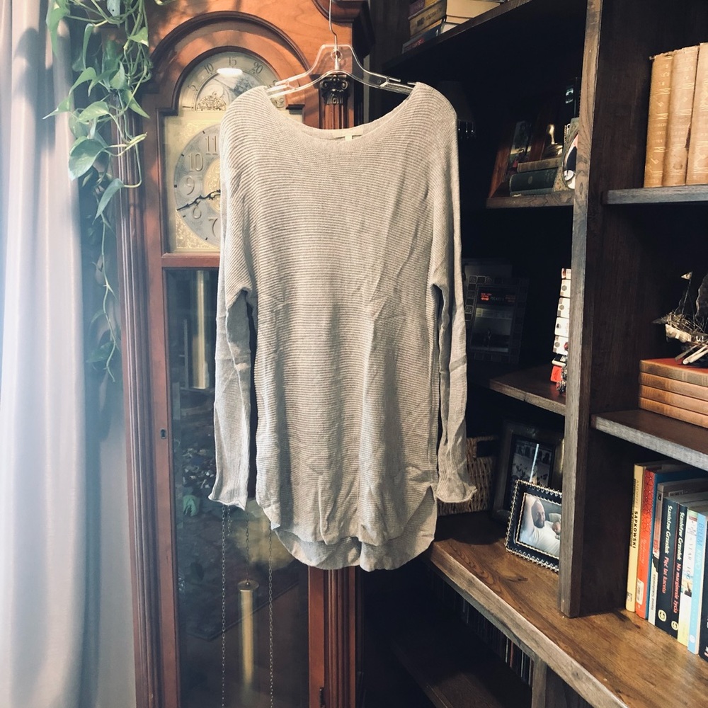 Lightweight ribbed tunic/long sweater